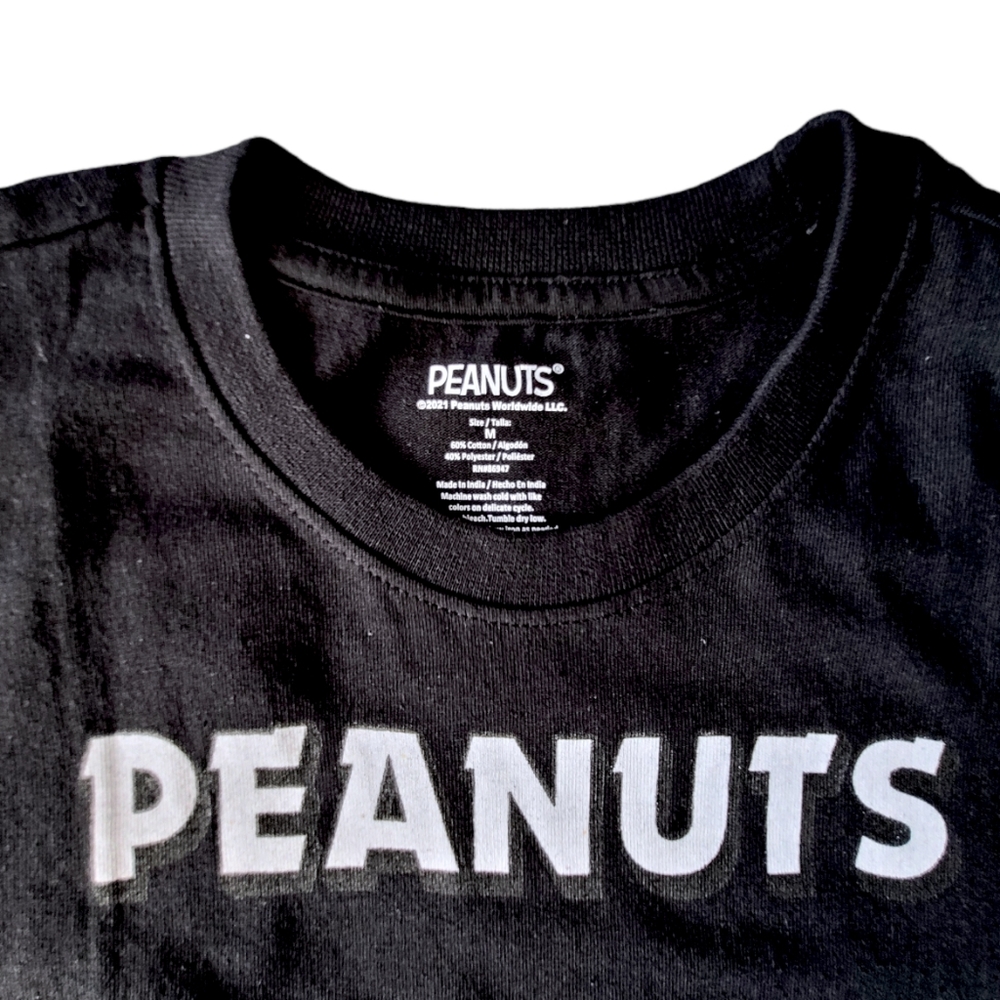 Peanuts Boxy Crop Top Beatles Abbey Road Snoopy Tee, L - Picture 4 of 5
